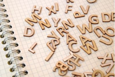 小学生の英語、英単語の覚え方!おすすめ単語帳やゲームで覚える