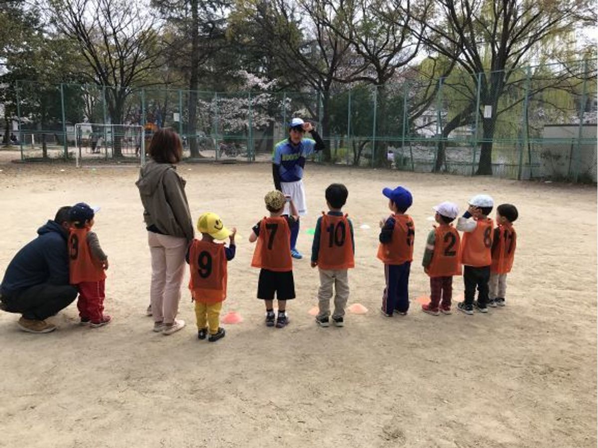 ルーキーズjrサッカークラブは未就園児から習える 料金や指導法は 子供の習い事の体験申込はコドモブースター ルーキーズjrサッカークラブは未就園児から習える 料金や指導法は 子供の習い事の体験申込はコドモブースター