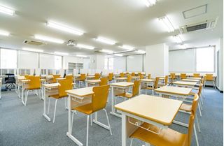 坪田塾【既卒生（浪人生・高卒生）コース】 町田校7