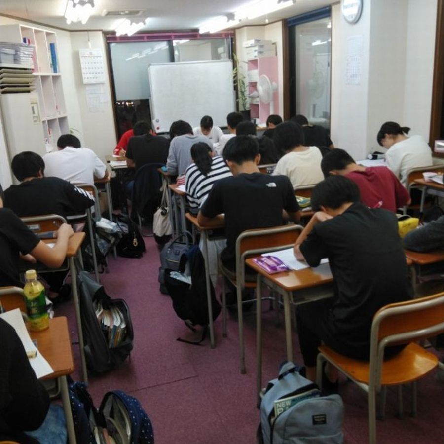 個別指導教室レッスンワン 教室 1