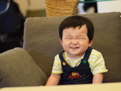 生後8ヶ月の赤ちゃんと楽しむ遊びやおすすめ知育玩具 子供の習い事の体験申込はコドモブースター 生後8ヶ月の赤ちゃんと楽しむ遊びやおすすめ知育玩具 子供の習い事の体験申込はコドモブースター