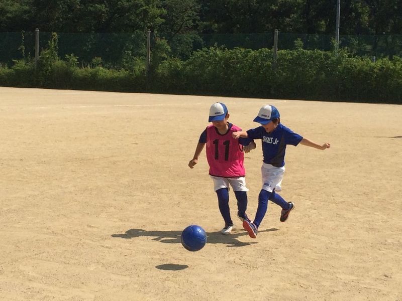 ルーキーズjrサッカークラブは未就園児から習える 料金や指導法は 子供の習い事の体験申込はコドモブースター ルーキーズjrサッカークラブは未就園児から習える 料金や指導法は 子供の習い事の体験申込はコドモブースター