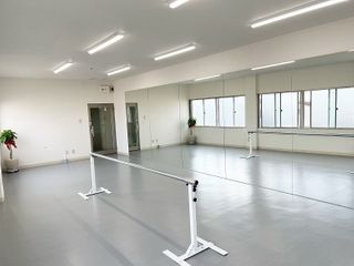 Elegant Ballet Studio本校 教室画像4