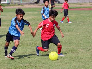 ソルデマーレ沖縄FC 新都心公園多目的グラウンド12
