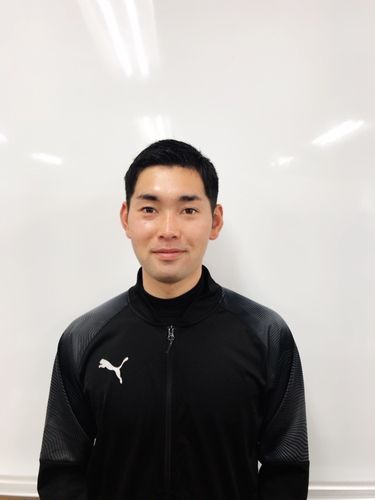 鷗州サッカークラブ 高須台中央公園の先生