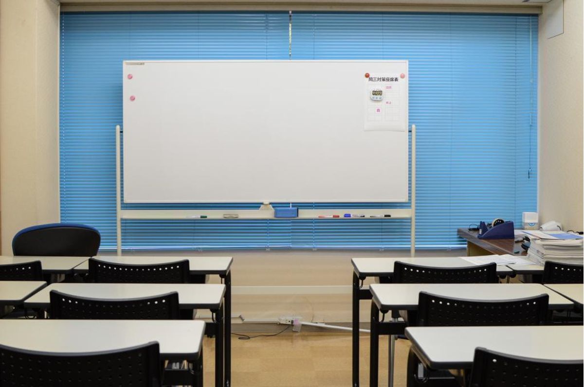 日本教育学院 桜台校3