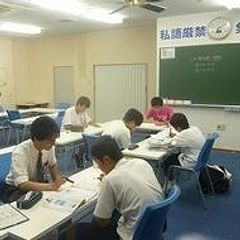 加茂ゼミ個別館 教室 2