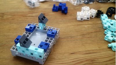 アーテックブロックは日本製の新しいブロック!作ったロボットをプログラミングで動かそう
