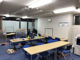 個別指導塾 トライプラス 教室 4