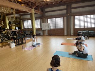 寺院deヨガ 教室 3