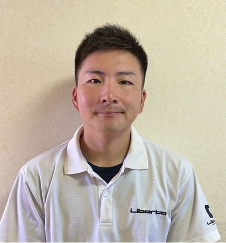 リベルタサッカースクール 中央の先生