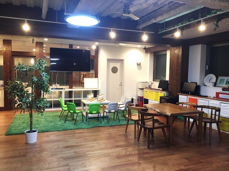 ウィズダムアカデミーは習い事が充実の学童保育!送迎対応の料金やプログラムの種類は?