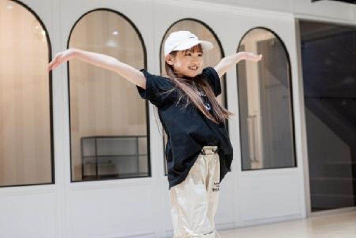 HYPERION DANCE STUDIO4