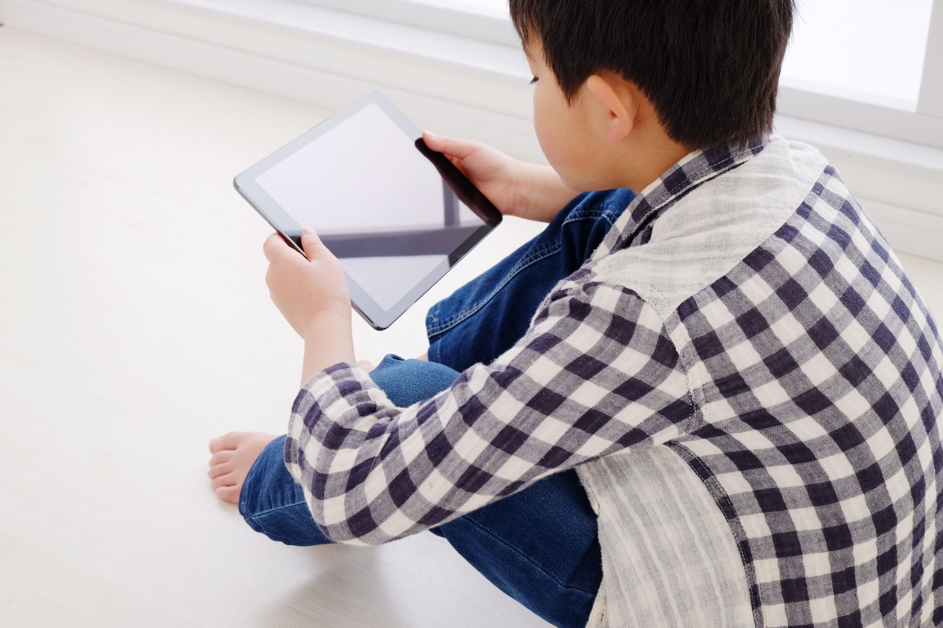 小学生の家庭学習にタブレット教材がおすすめ！英語も算数も  子供の 