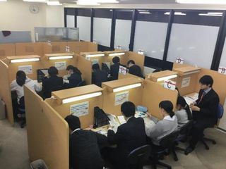 個別指導 スクールIE 教室 2