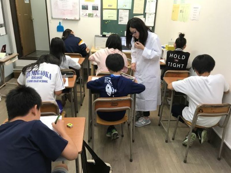 マイプレイスは解く力を育てる個別学習塾!月謝やプリント学習効果は?