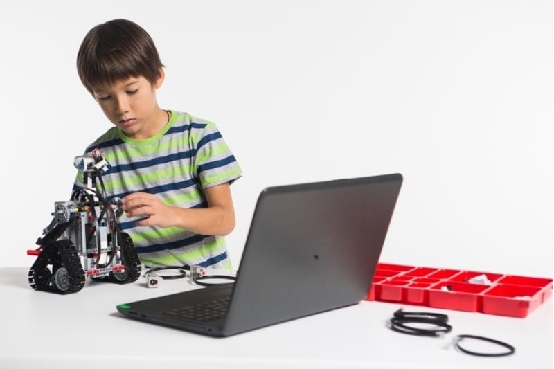 学研教室 ロボットプログラミングコース(もののしくみ研究室) にじの公園教室の紹介