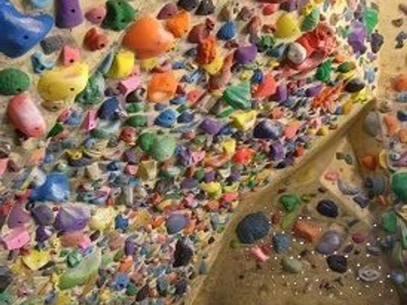 クライミングカフェ Isara 東京都三鷹市牟礼の子ども習い事スクール 子供の習い事の体験申込はコドモブースター