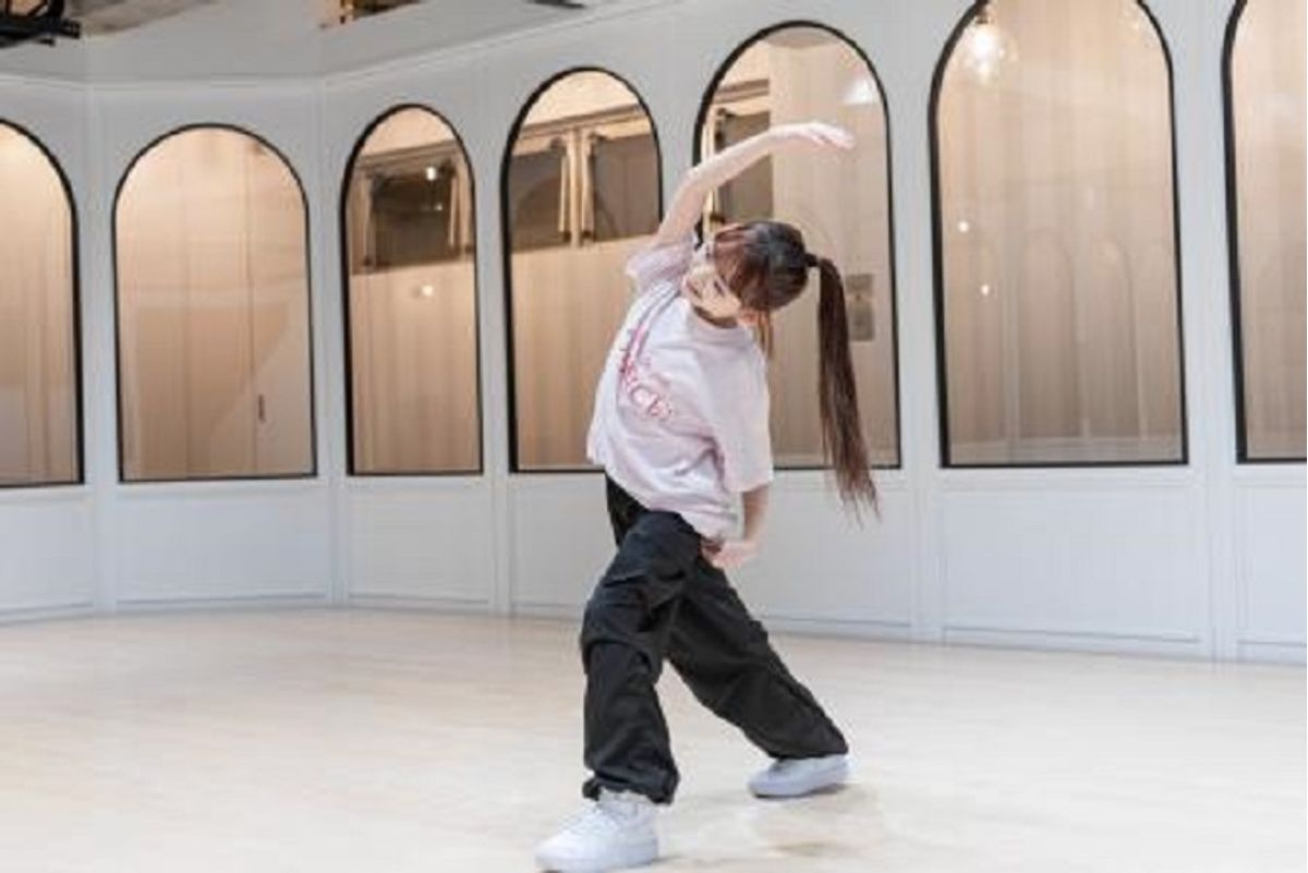 HYPERION DANCE STUDIO3