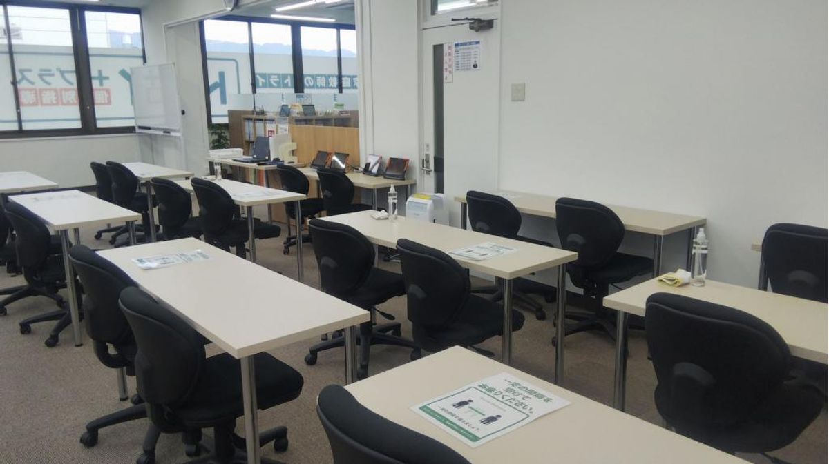 個別指導塾　トライプラス 八尾校12