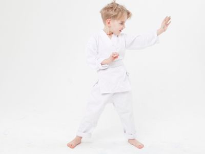 子どもの習い事として空手を選ぶメリットは?女の子でも大丈夫?