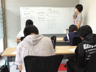 個別指導 スクールIE 教室 3