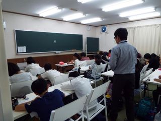 京進の中学・高校受験ＴＯＰΣ 教室 4