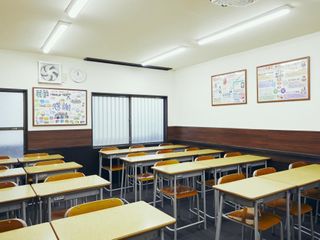 エースセミナー 教室 4