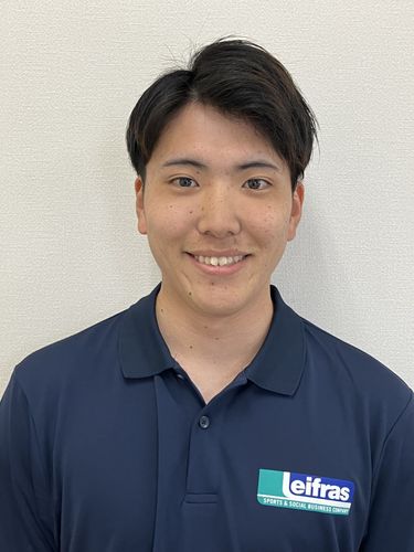 リベルタサッカースクール 亀山西の先生