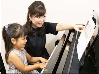 新響楽器　ピアノ教室 ミュージックサロン 伊丹1