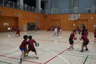 川崎ブレイブサンダース バスケットボールスクールTHUNDERS KIDS 教室 1