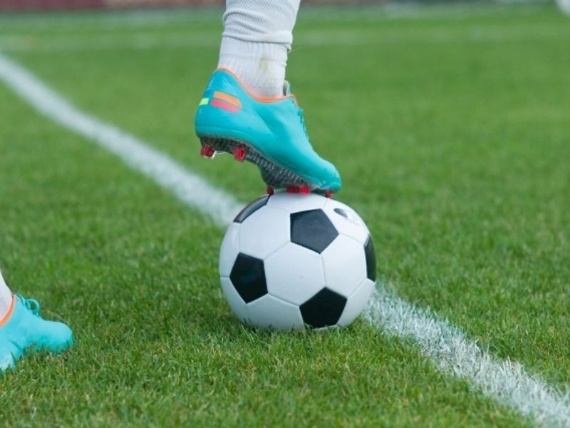 福岡県新宮町のサッカー教室4選 女の子が気軽に通えるスクールもあり 子供の習い事の体験申込はコドモブースター 福岡県新宮町のサッカー教室4選 女の子が気軽に通えるスクールもあり 子供の習い事の体験申込はコドモブースター