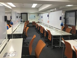 中高一貫校専門 個別指導塾WAYS 教室 2