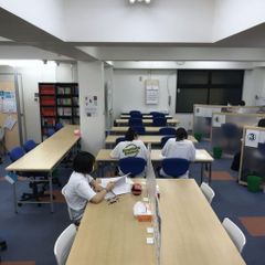 個別指導塾 トライプラス 教室 4