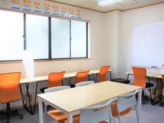 個別指導のグランアシスト 新涯教室8