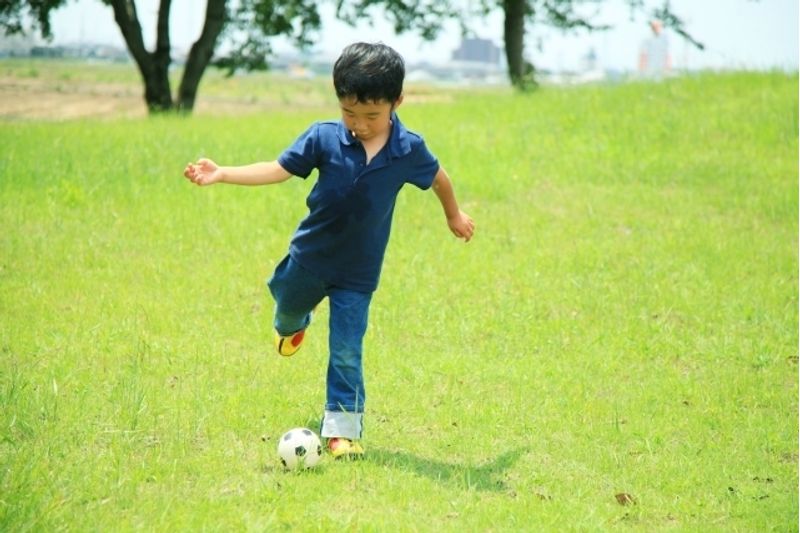 大阪府和泉市の子供向けサッカースクール4選。当番など親の負担なし！