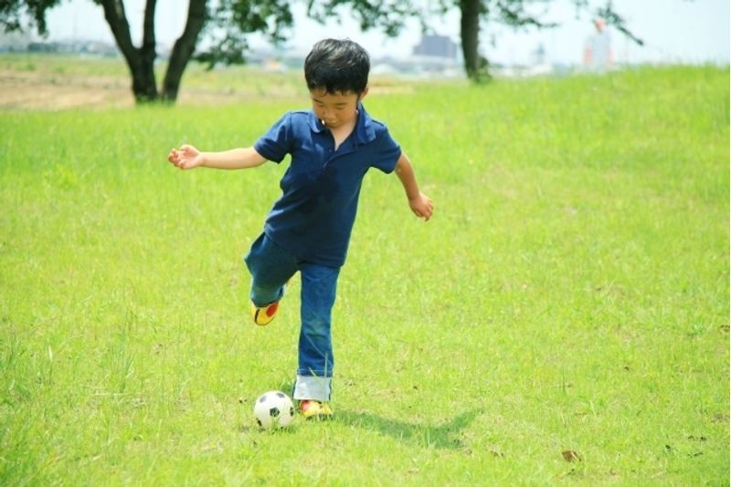 大阪府和泉市の子供向けサッカースクール4選。当番など親の負担なし!