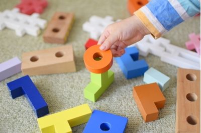 赤ちゃんの初めての知育にはボックスおもちゃ!人気の商品も紹介