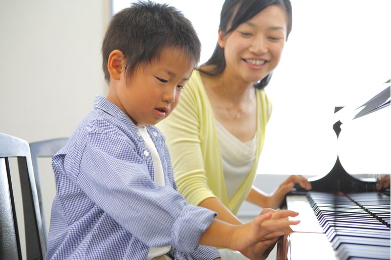 カワイ音楽教室ピアノコースは講師の質にこだわる 研修や級制度で学び続けるプロ講師 子供の習い事の体験申込はコドモブースター