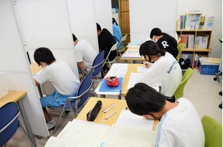 個別指導のone塾 岡本校15