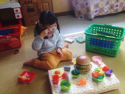 女の子に知育玩具を選ぶポイントは?好みや遊び方の特徴でわかる!