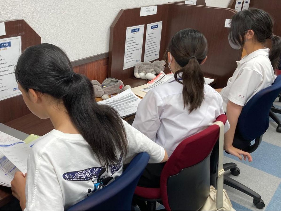 進学個別指導スリーアップ 兵庫中央教室3