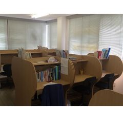 Ｓｔｕｄｙ　ｒｏｏｍ　Ｐｏｌｅｓｔａｒ 福岡校3