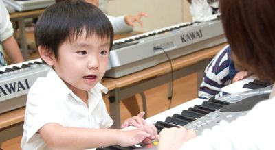 カワイ音楽教室 リトミックコース イオン姫路大津の４歳のためのピコルわーるど(春開講クラス）