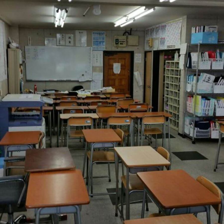 個別指導塾Ｊアカデミア　小学生コース 三好校9