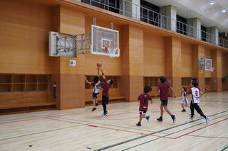 川崎ブレイブサンダース バスケットボールスクールTHUNDERS KIDS 横須賀北校3