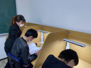 個別指導LoOP 教室 4