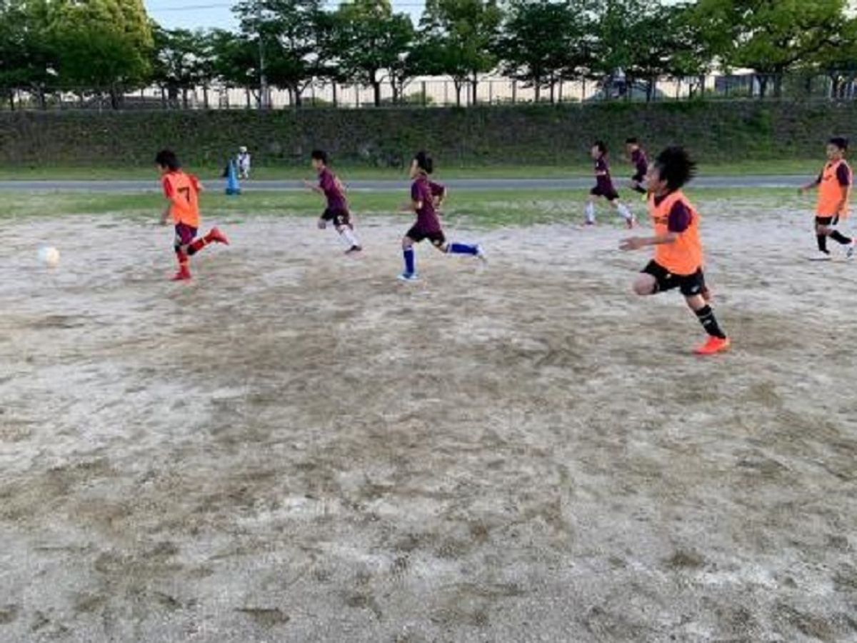 FC ブリラーレ 宝塚フットサルアリーナ校4