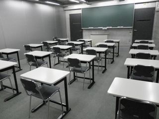 早稲田予備校 教室 1