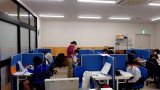 個別指導V-follows 教室 4